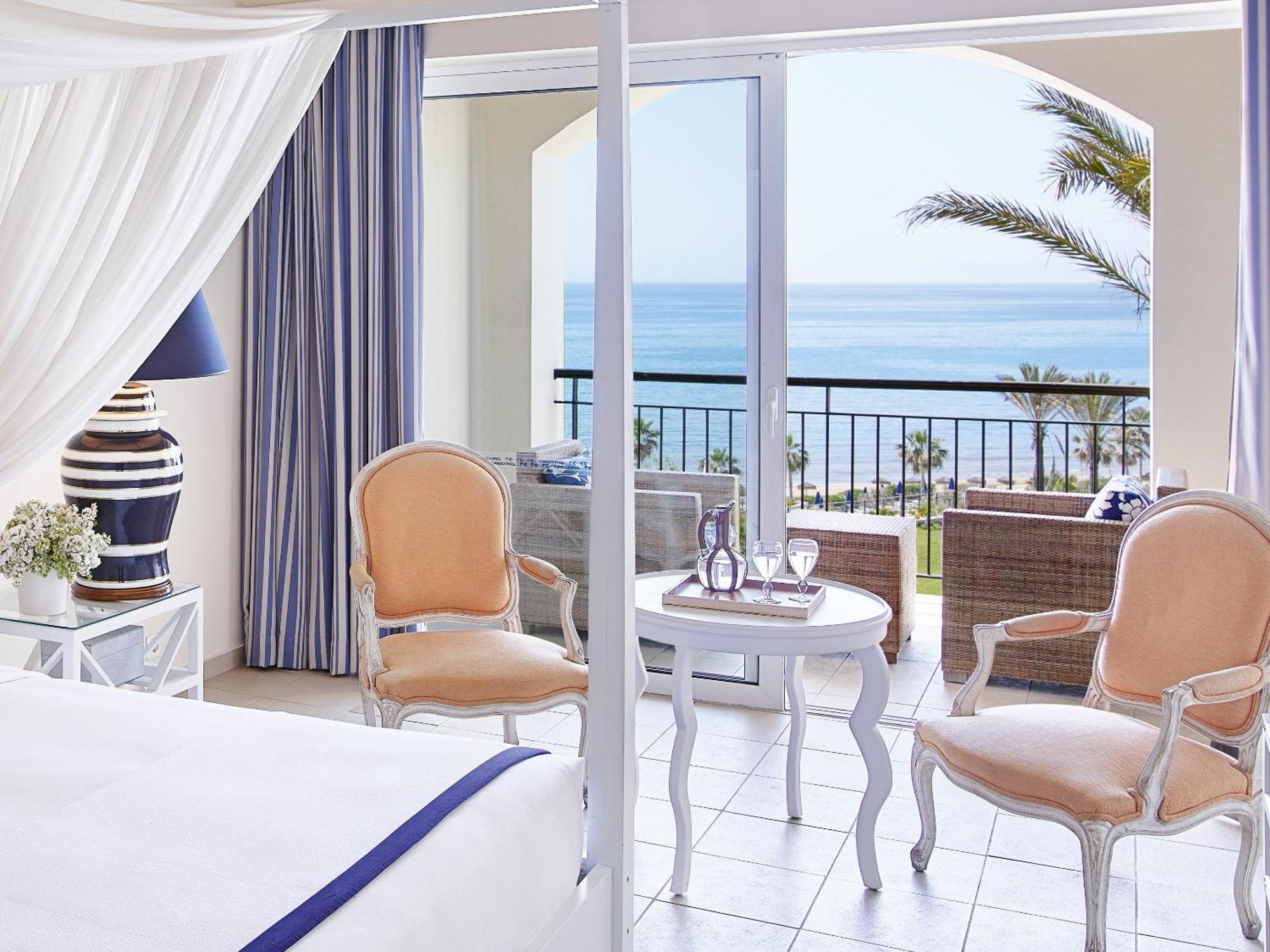 Luxuriöses Zimmer mit Meerblick